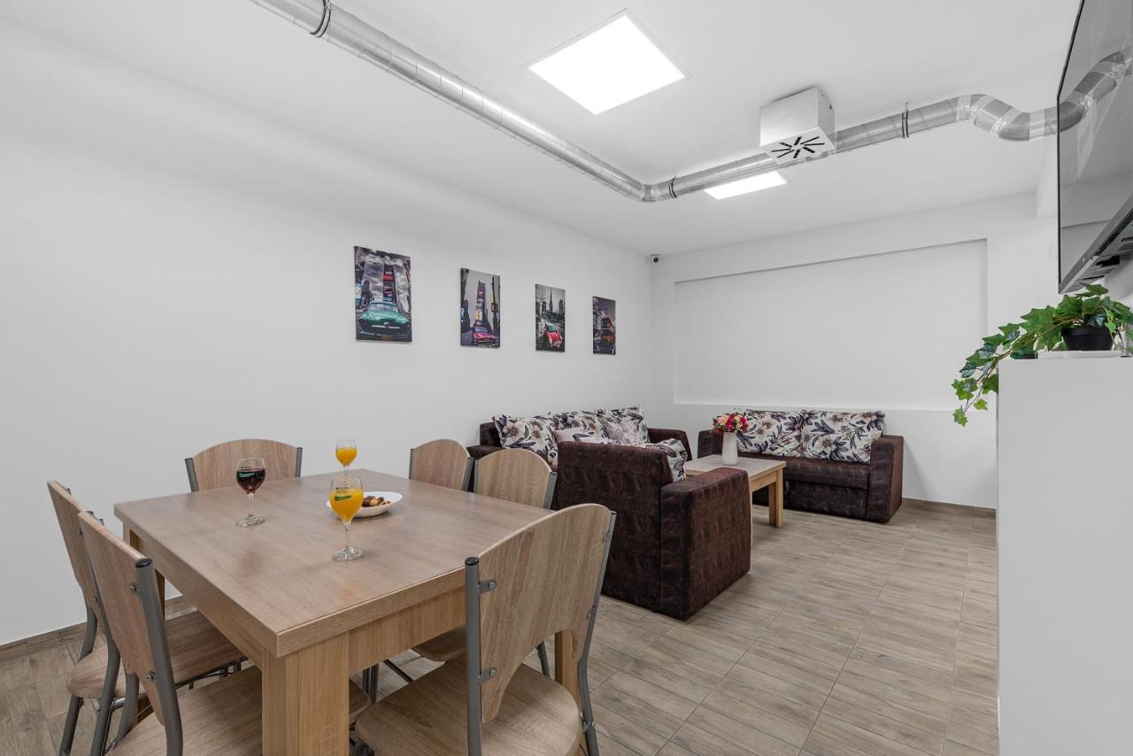 Hostel Elli Split Bagian luar foto