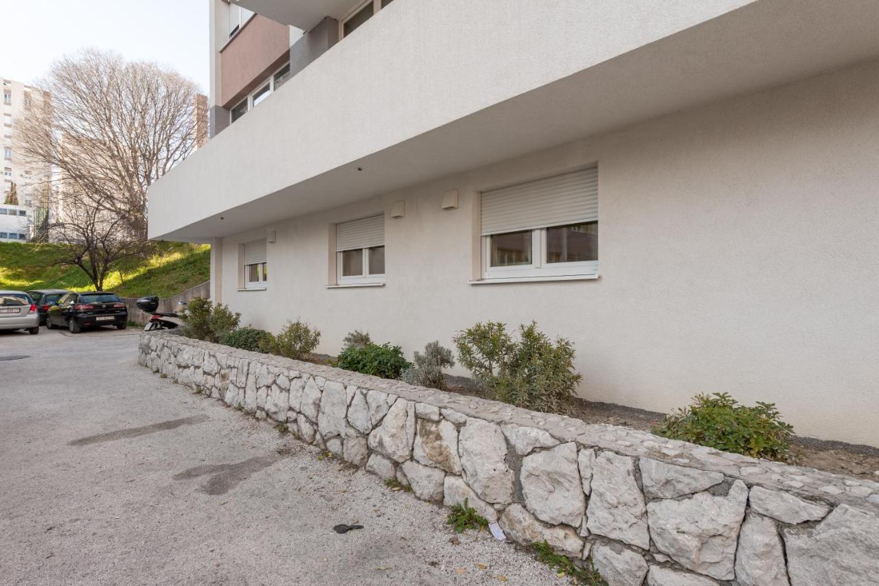 Hostel Elli Split Bagian luar foto